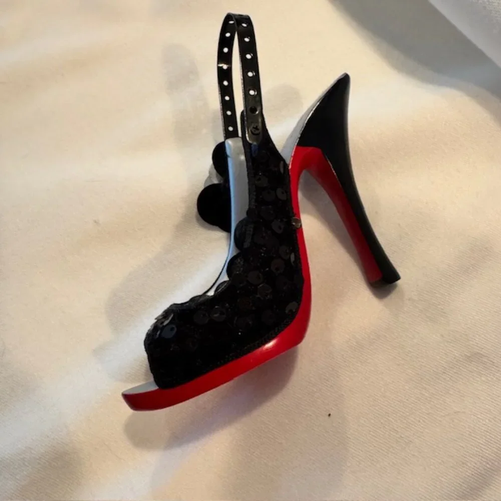Black Sequin, Red Bottom, Sling Back Stiletto Jewelry Display -Like New w/ Box